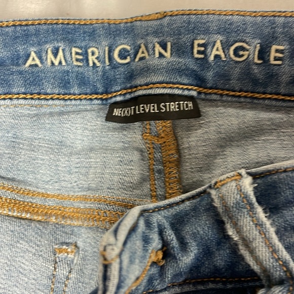 American Eagle Stretchy Jeans - Picture 2 of 3